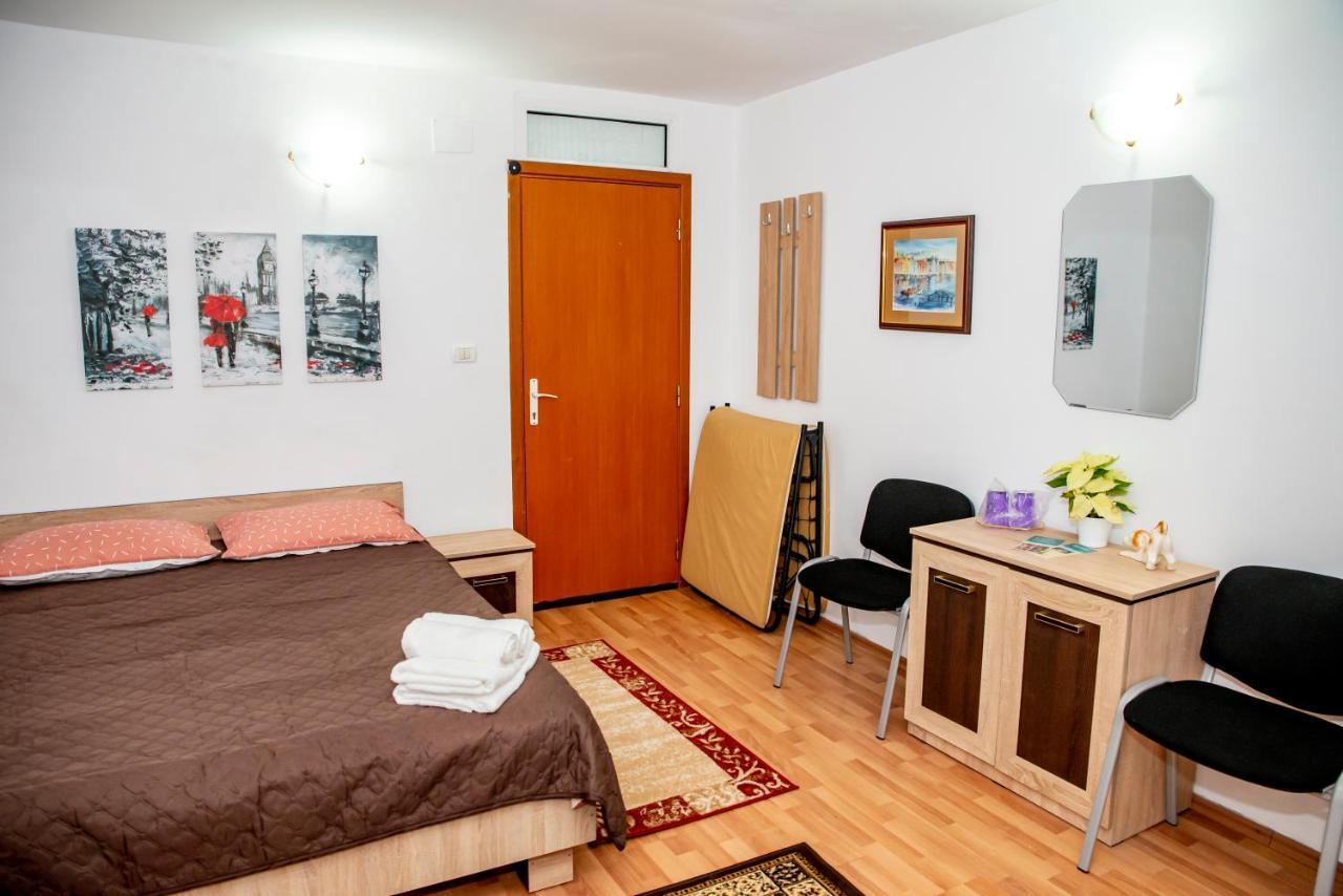 Pensiunea Victoria Mangalia Exterior foto